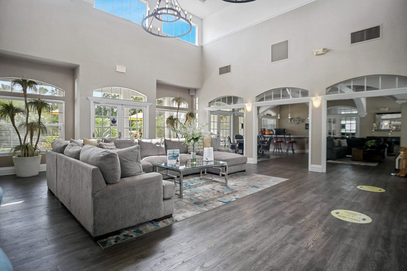 Arium Valencia Gardens Image 7