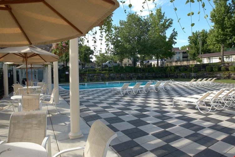 The Pavilion Image 9