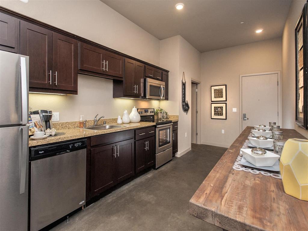 Mason at Hive Welcome Home to Mason at Hive in Oakland, Ca Now Leasing