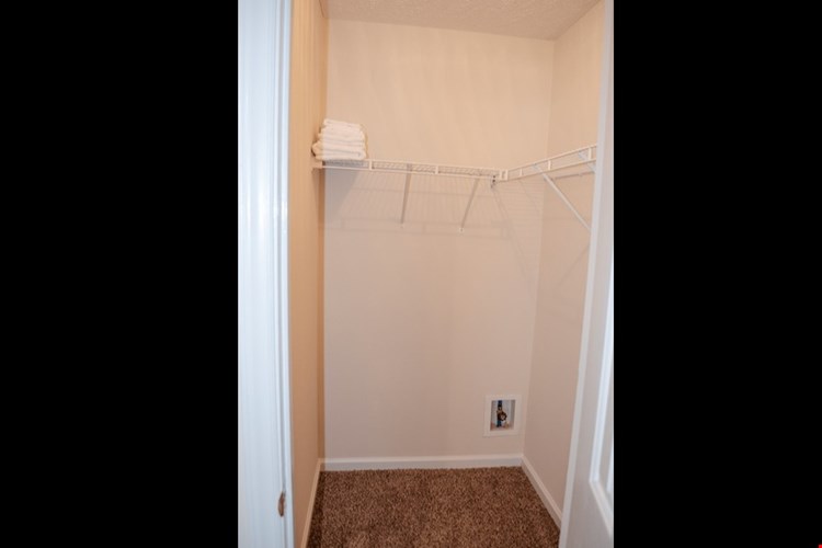 Cumberland Towers Image 15