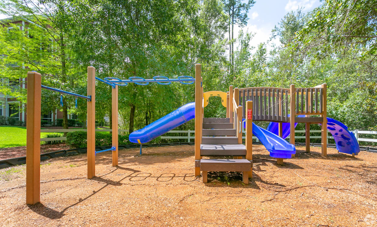  Century Deerwood Park Image 3