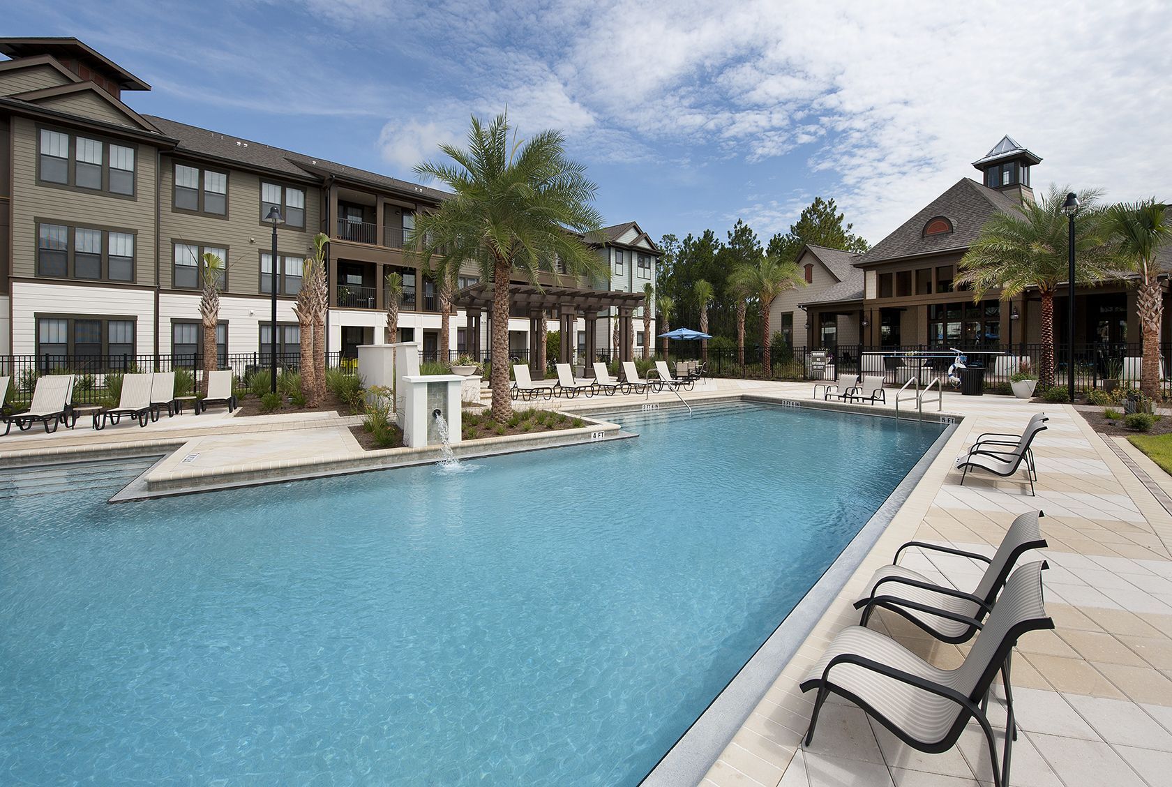 White Palm Apartments Image 15