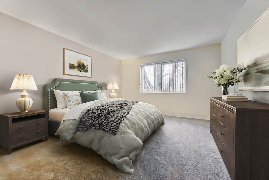 Summit Crest Image 24