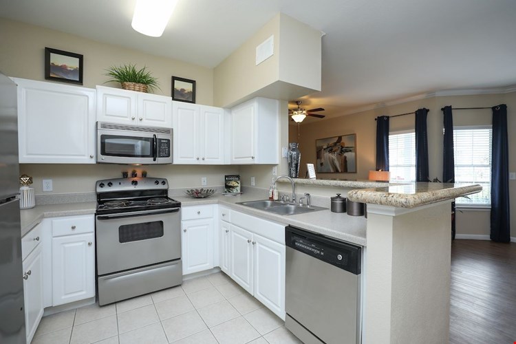 Enclave At Woodbridge Image 43