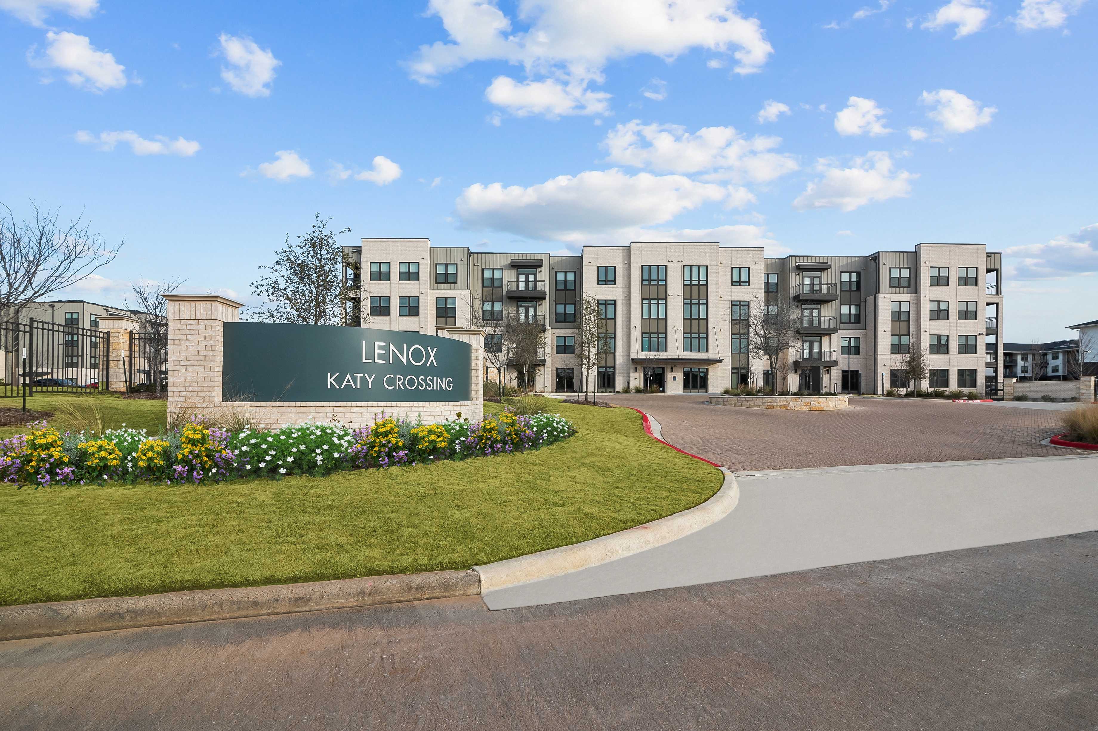 Lenox Katy Crossing Image 1