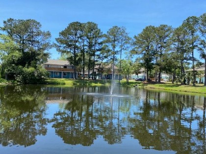 Edge at Lakeside Image 1