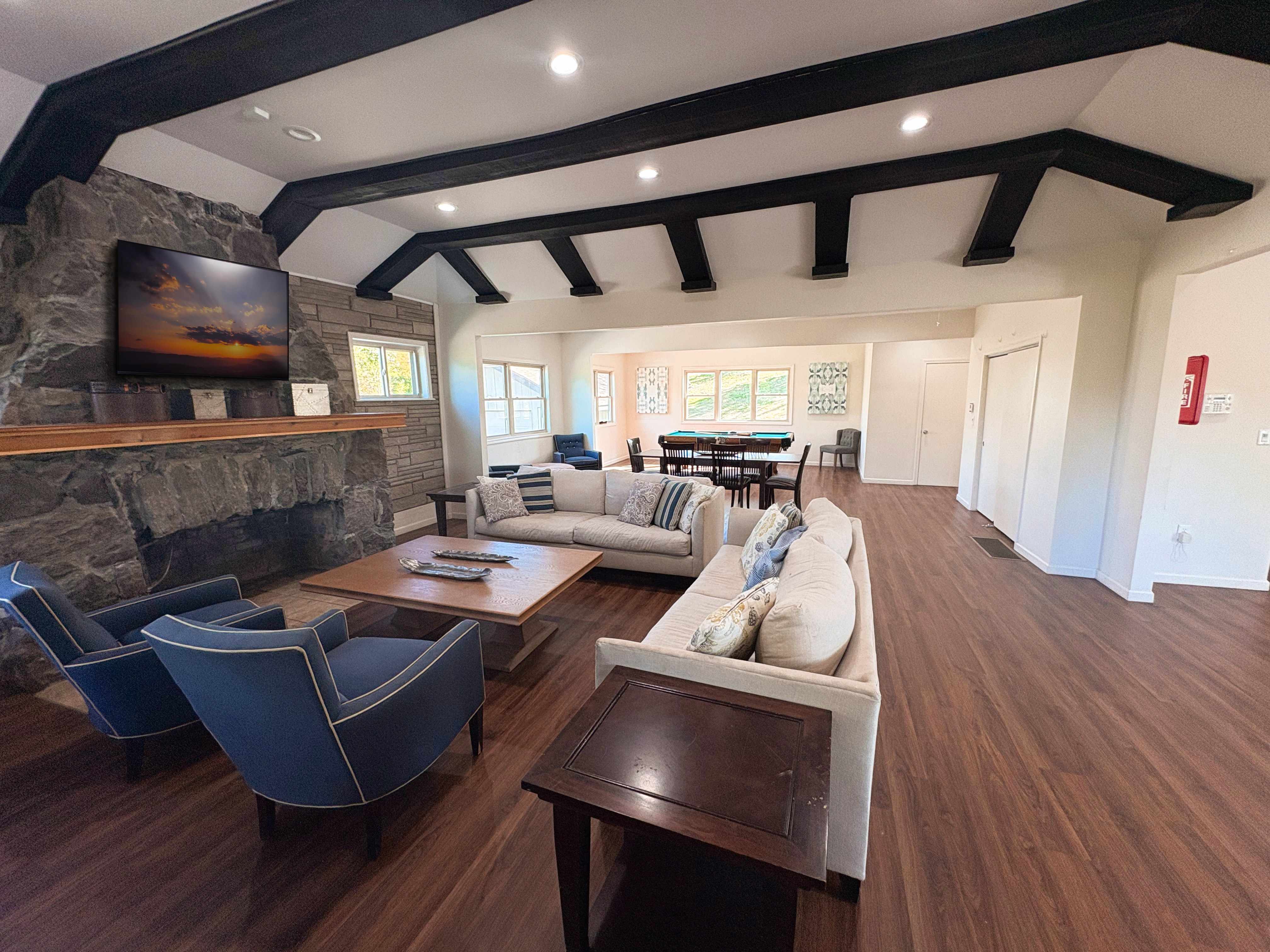 Rivers Edge Apartments and Townhomes Image 21