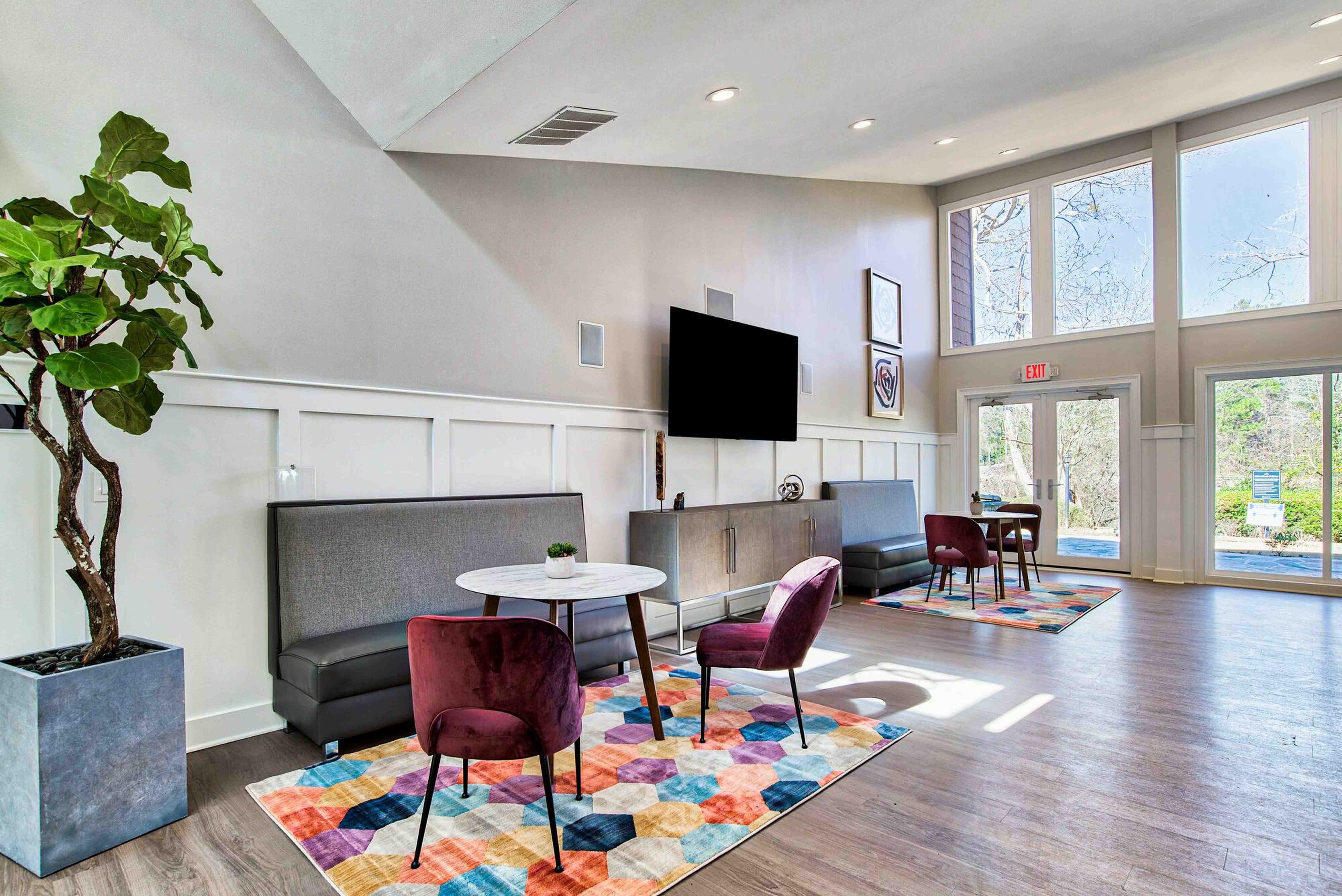The Lodge on the Chattahoochee Apartments Image 3