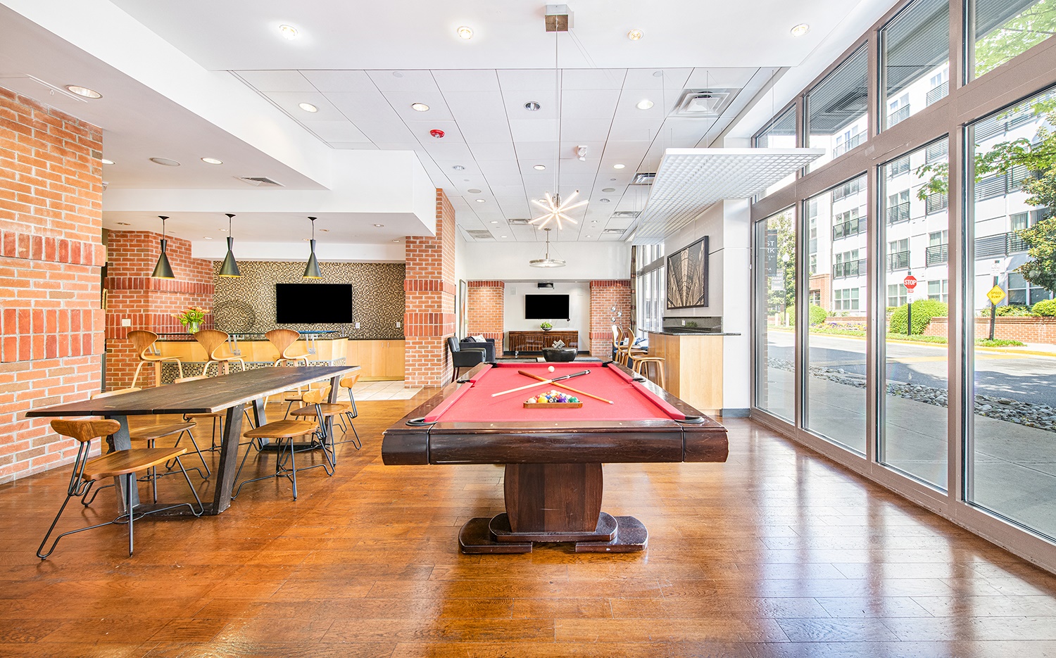 Mode at Hyattsville Image 3