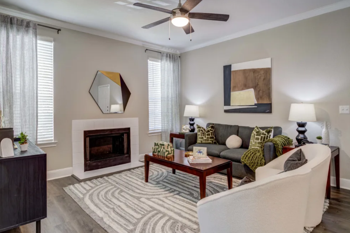Signature Point Apartment Homes Image 10