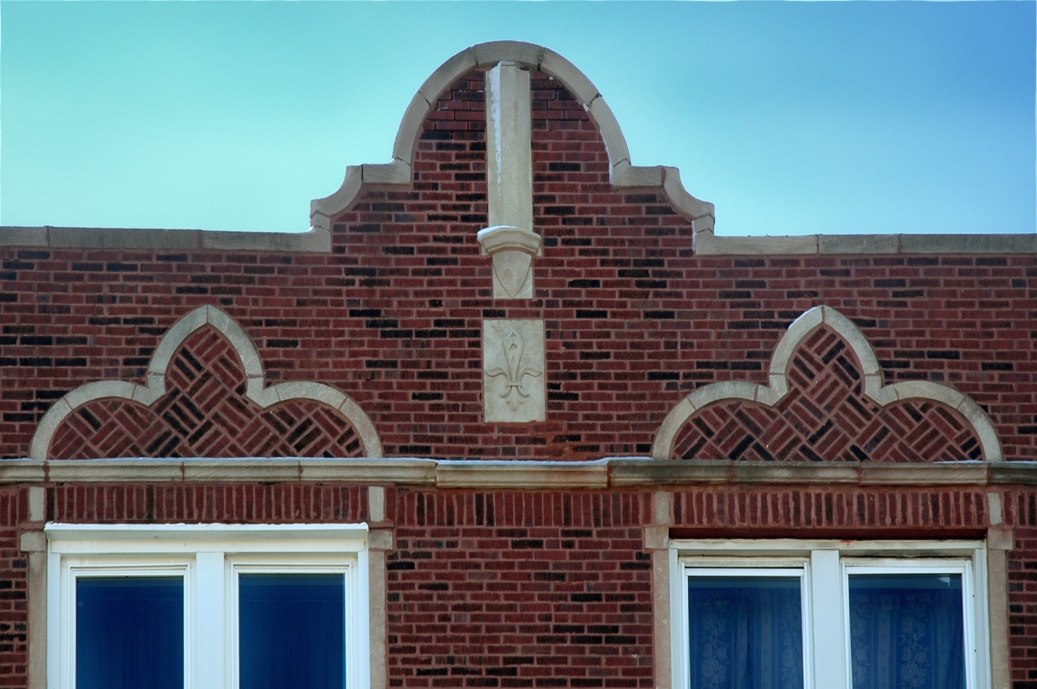 925 E 46th Street Image 12