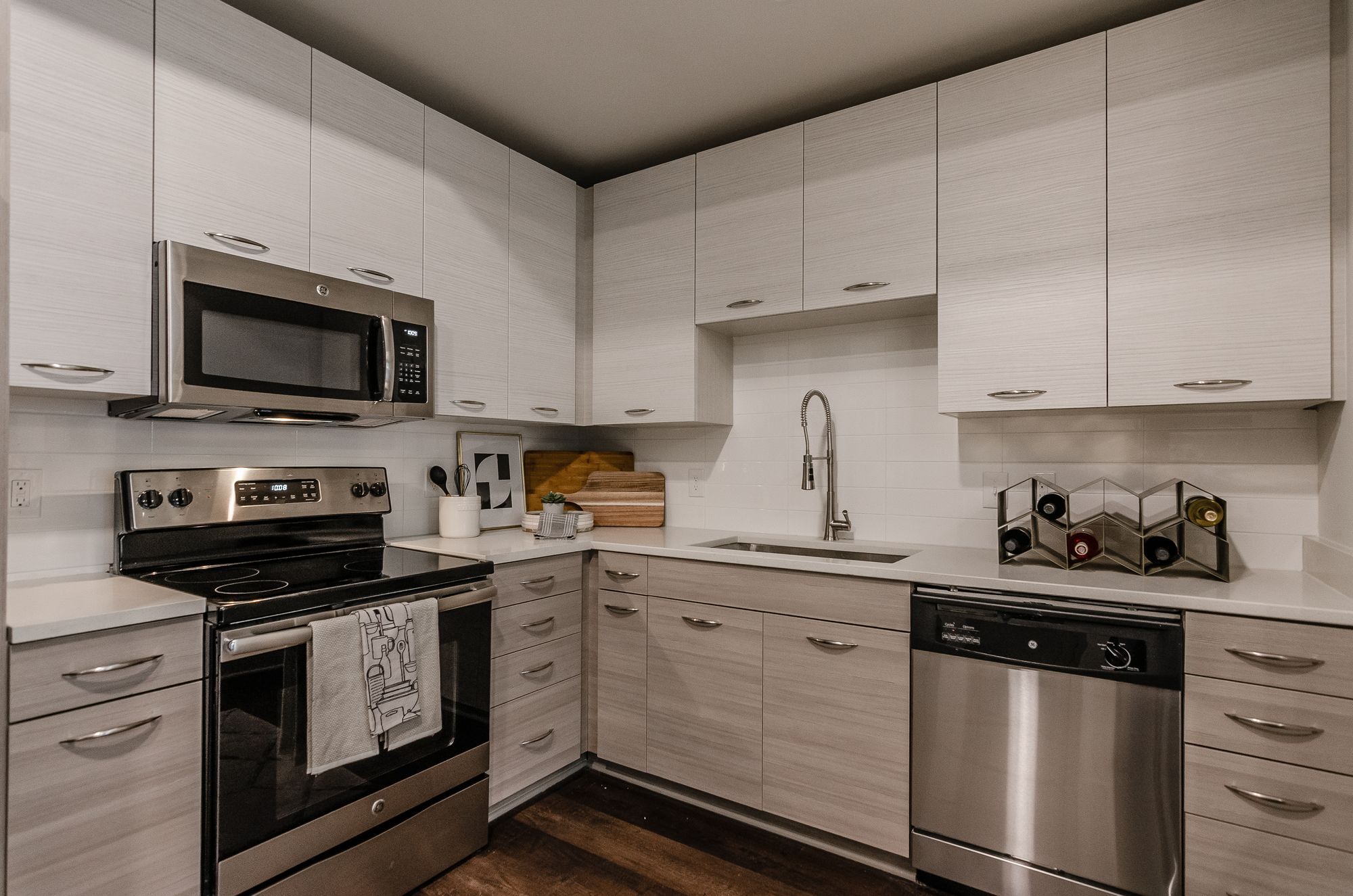 The Shay Apartments Image 4