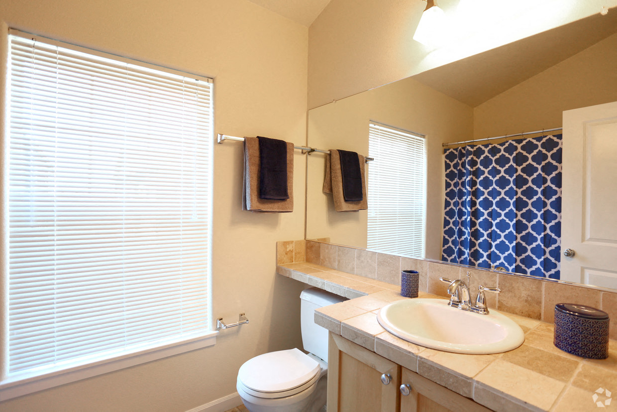 Springwater Crossing Image 36