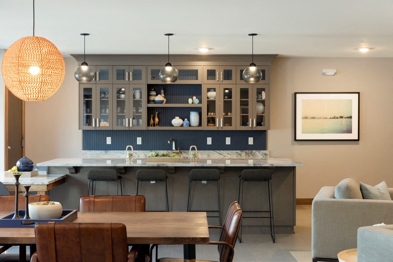 Club Room Entertainment Space