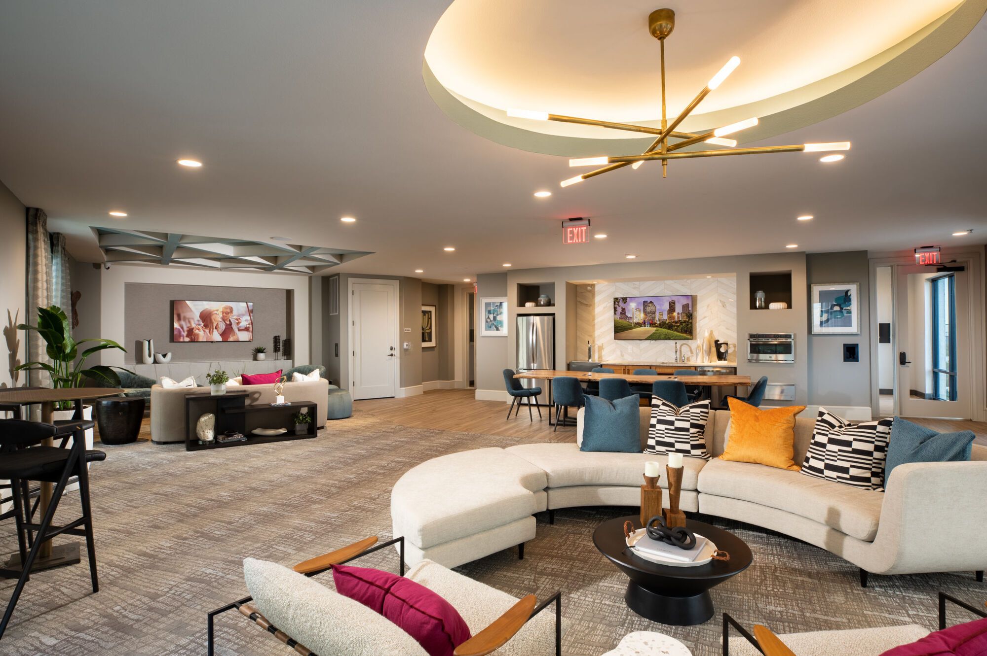 Alexan Memorial Image 19