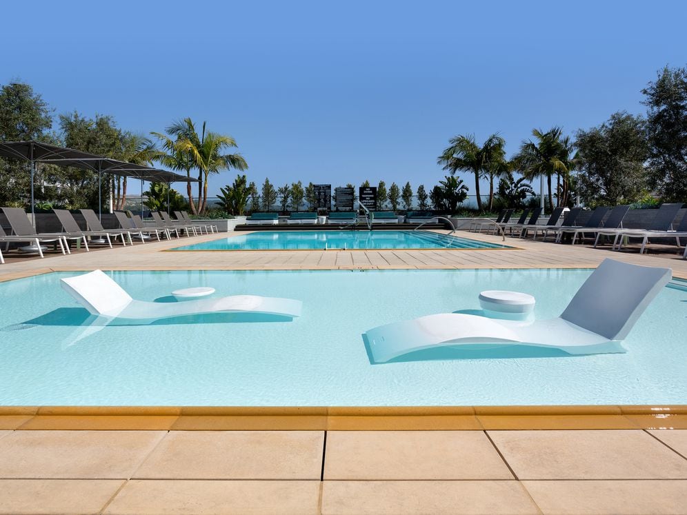 Building A rooftop pool and sundeck