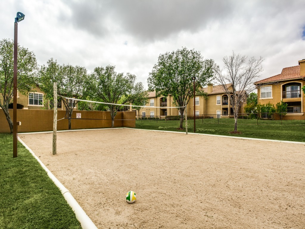 Estates On Frankford Image 7