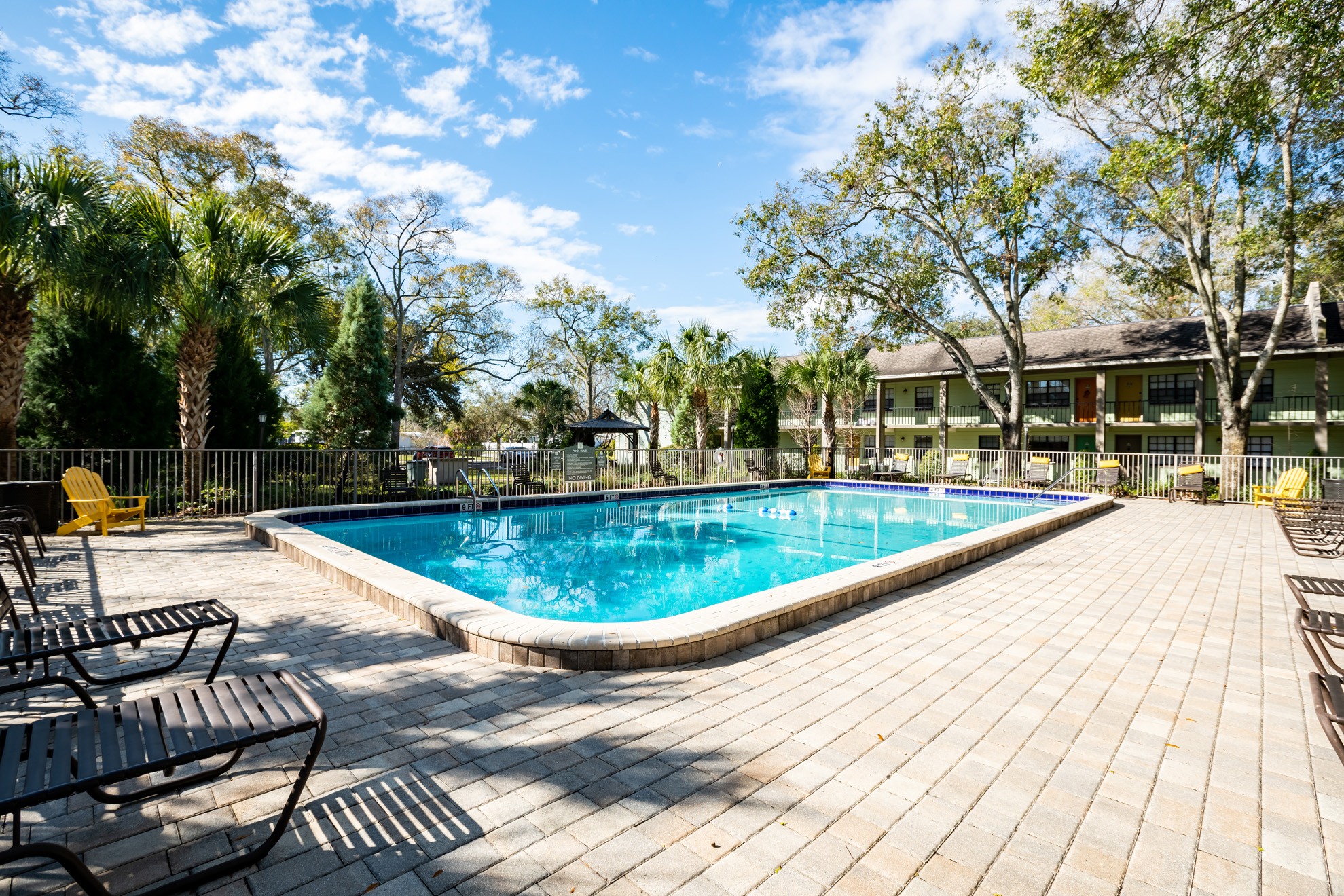 Fernwood Grove Apartments Image 6