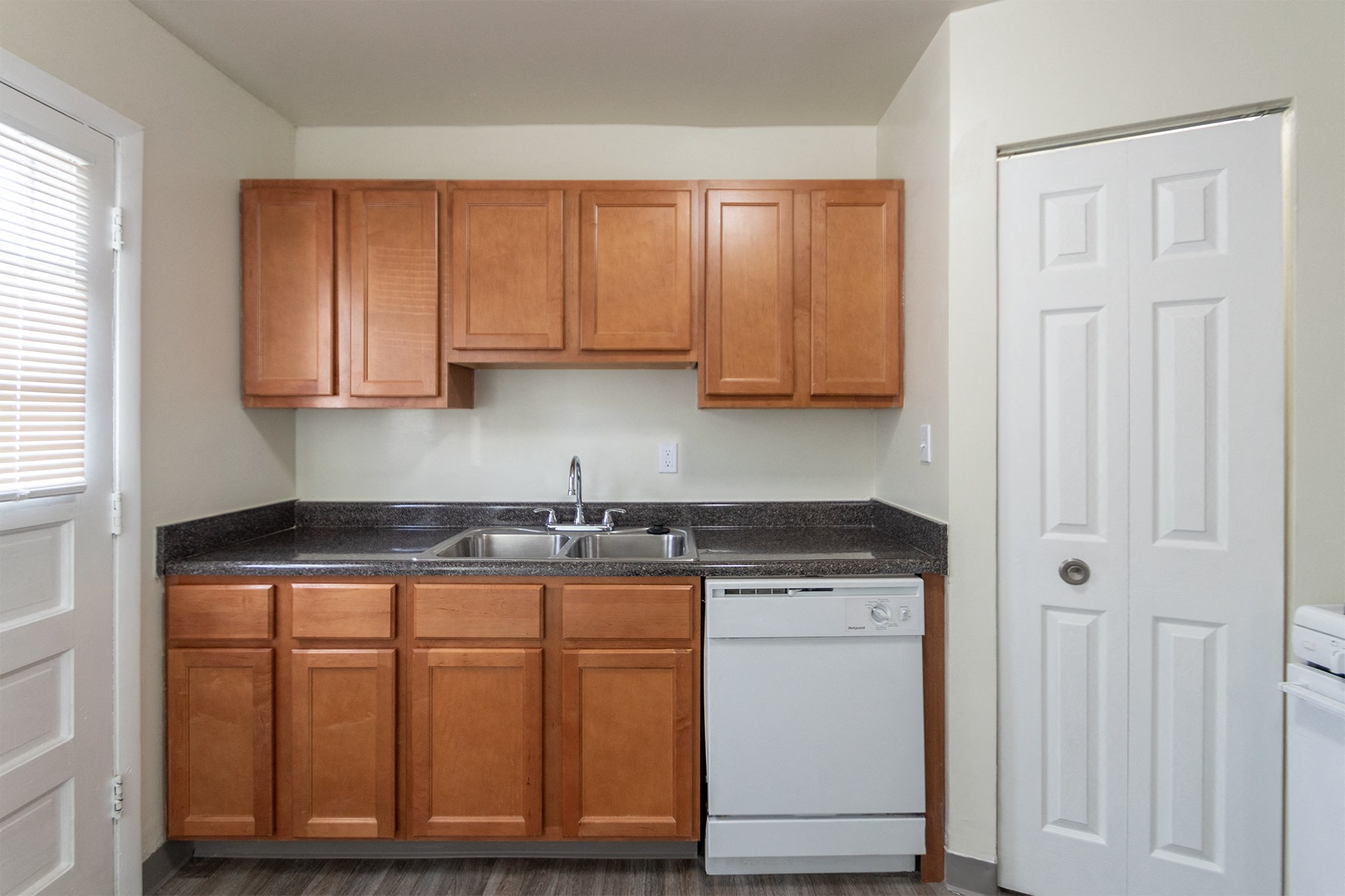 Colonial Ridge Image 39