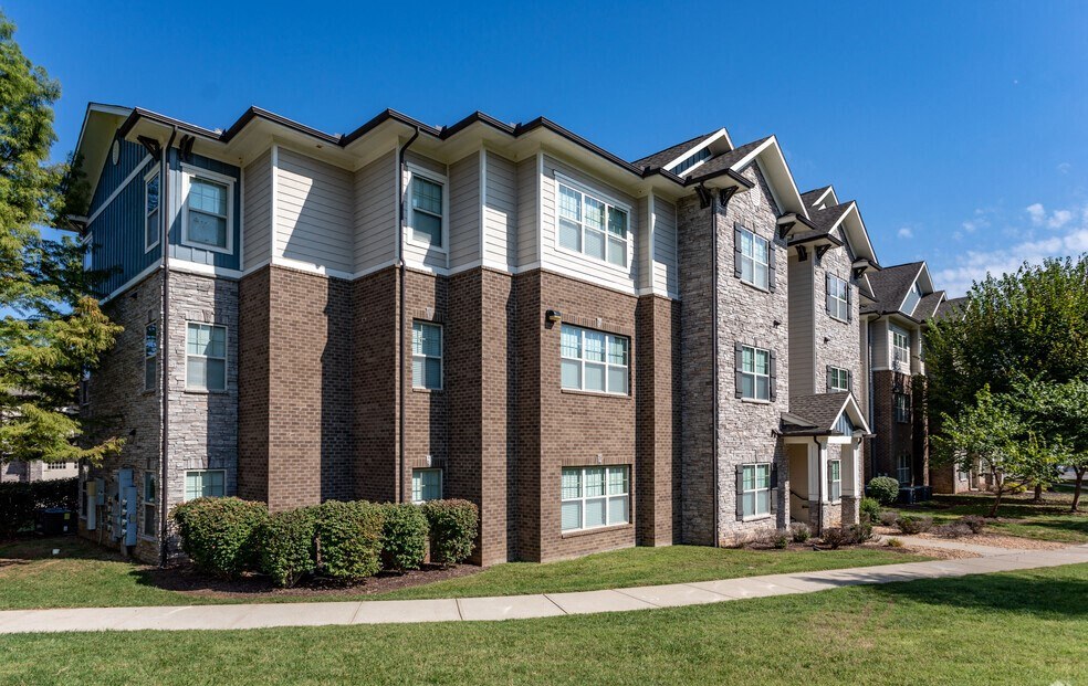 Vintage Crossing Image 22