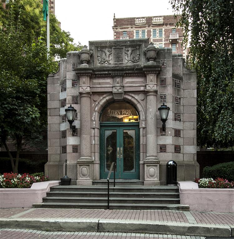 Alden Park Luxury Apartments Image 20