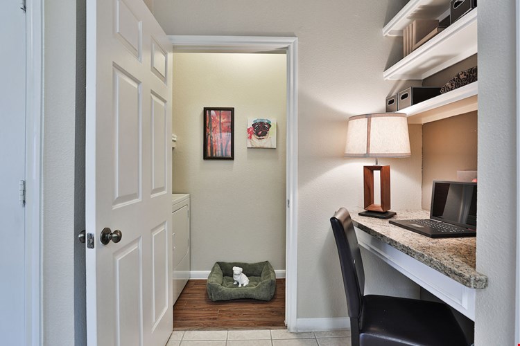 Enclave At Woodbridge Image 36