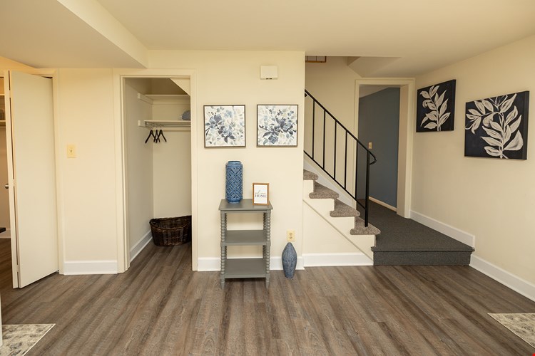 Chapel Valley Townhomes Image 8