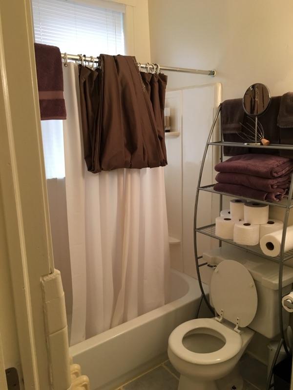 University Court Apartments Image 3