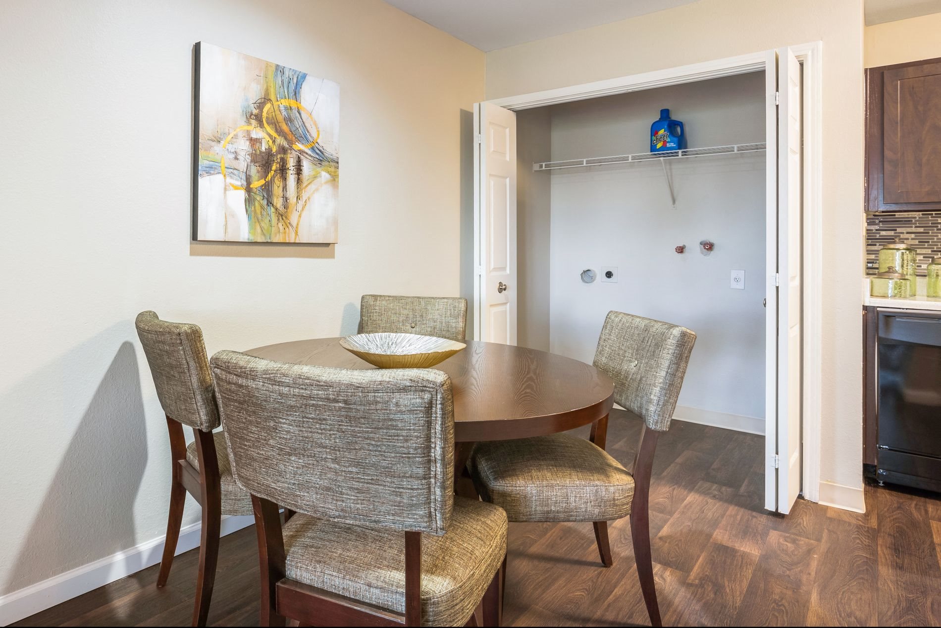 Reflections At Cherry Creek Apartments Image 5