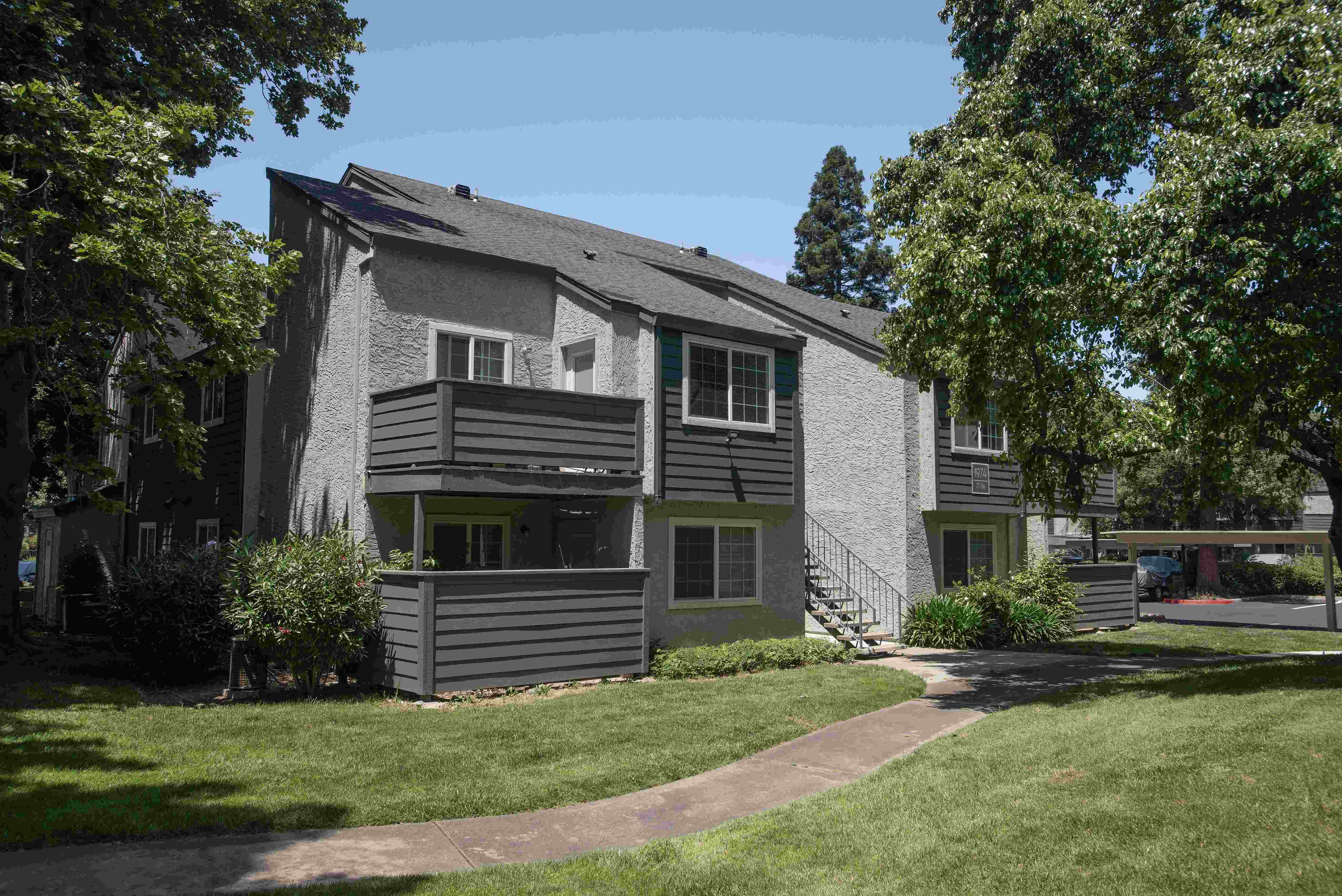 Woodbridge Apartments Image 6