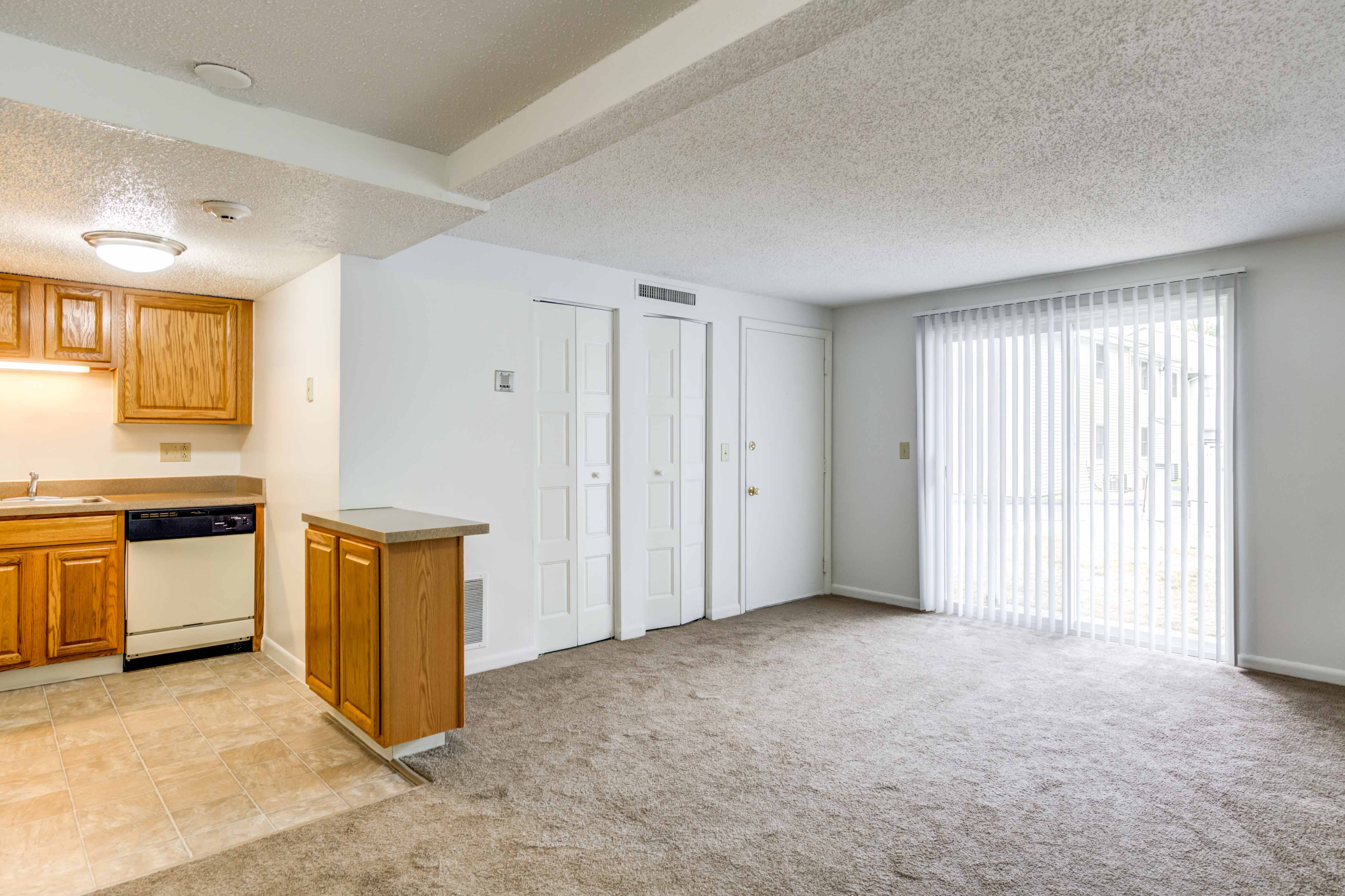 Winchester Park and Woods Image 13