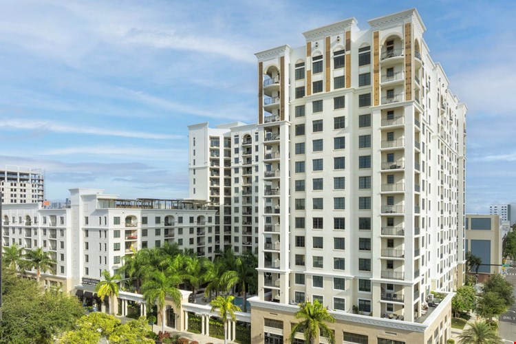 Camden Central Image 48