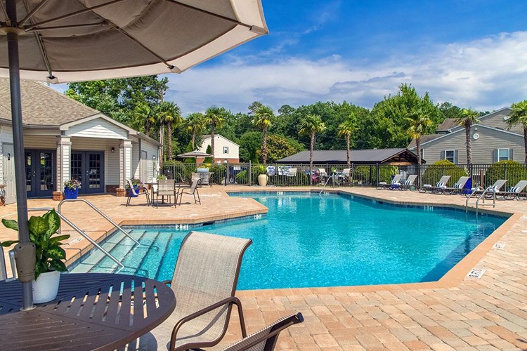 Take a dip in our resort-style pool with expansive sundeck.