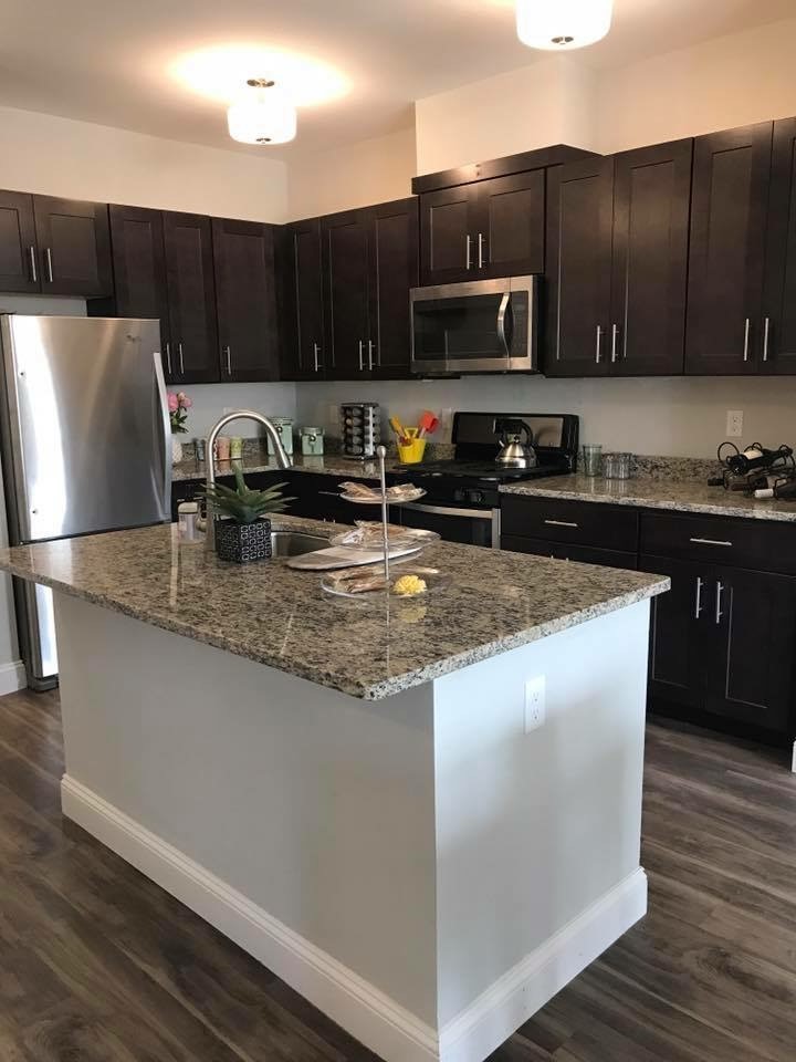 Canal Crossing at Whitneyville West Image 9