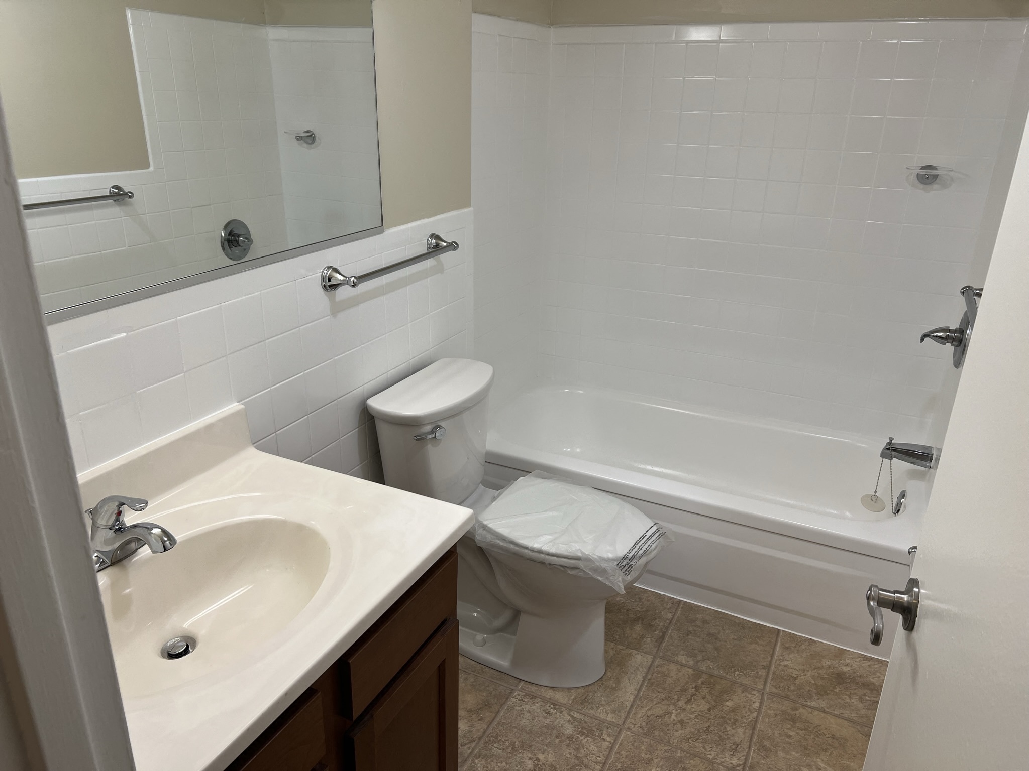 Silver Spring Towers Image 29