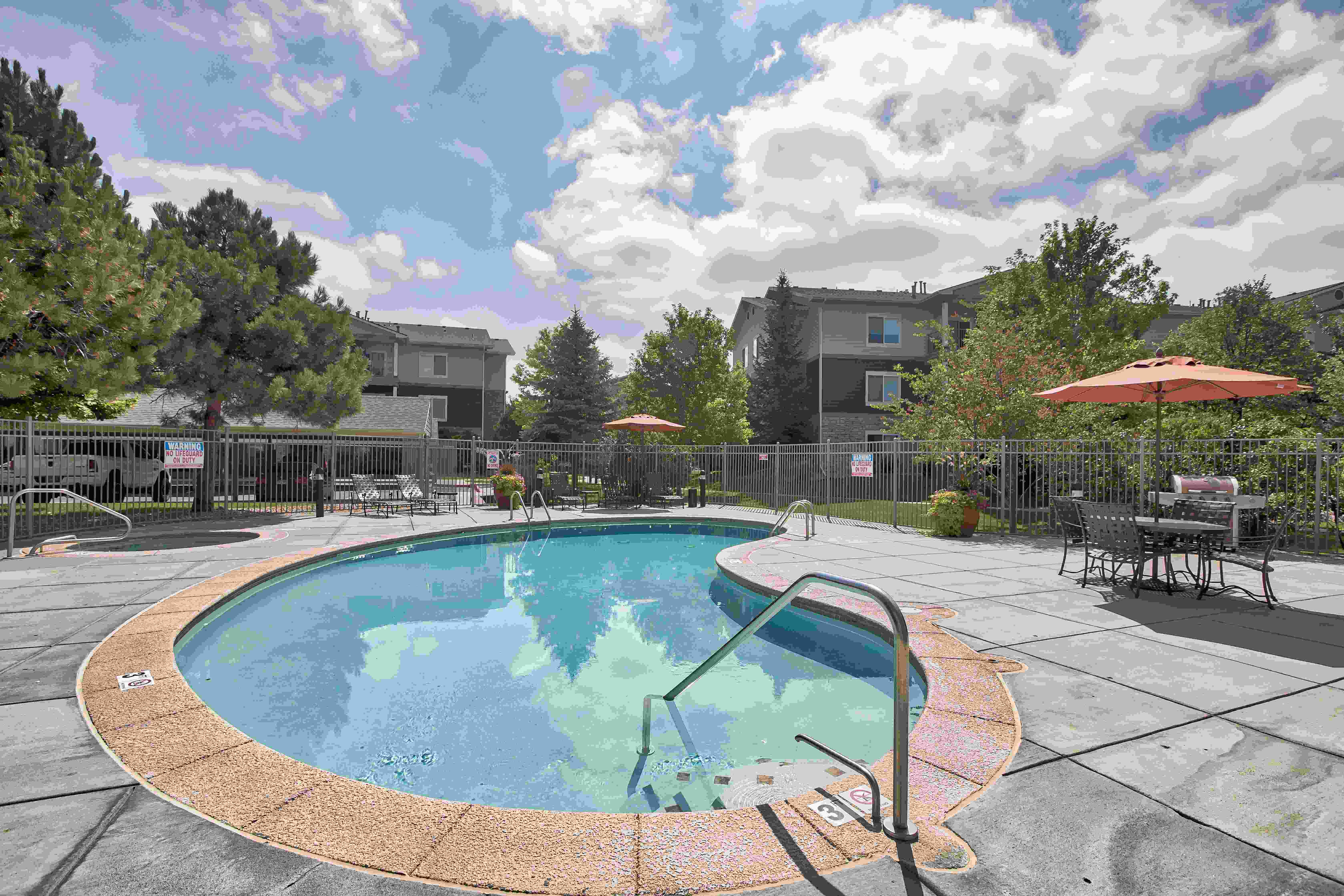 Platte View Landing Apartments Image 16