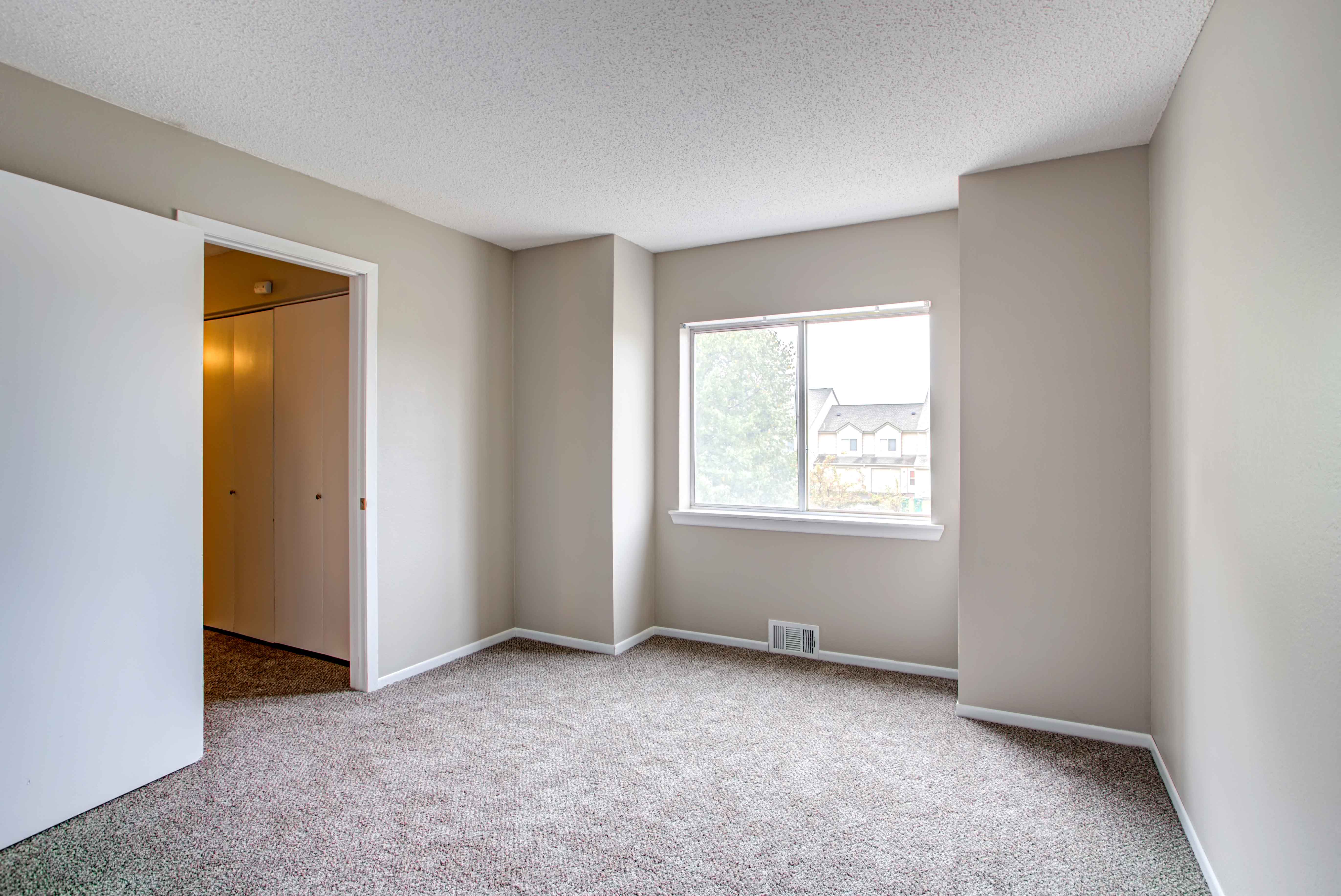 Deerfield Townhomes Image 20