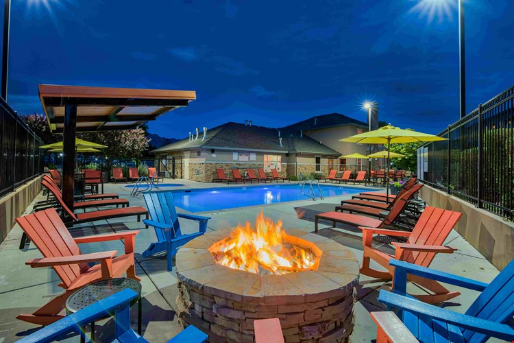 Meadowbrook Station Apartments Image 23