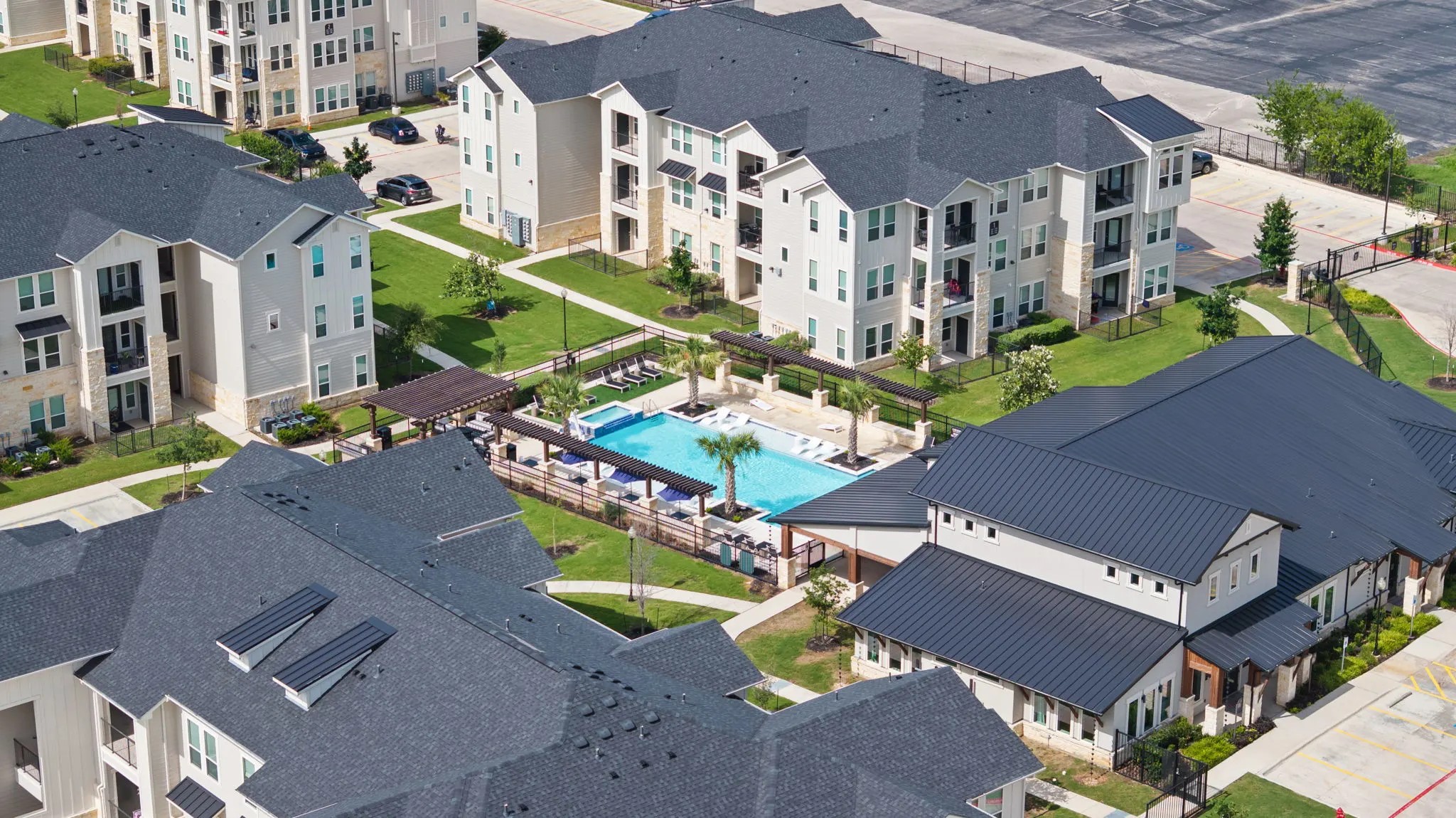 Eleven West Apartments Image 1