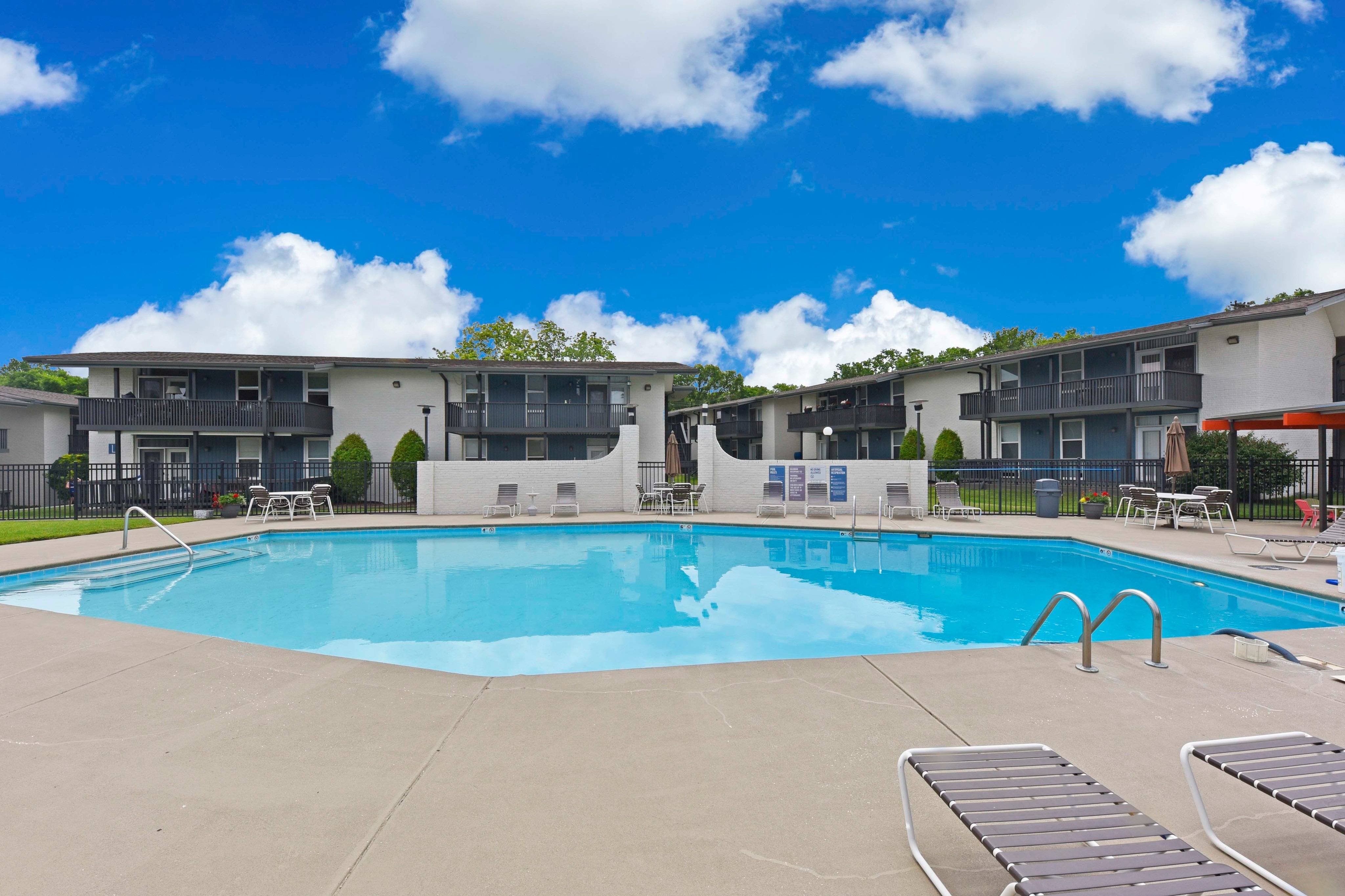 Fountains at Belle Meade Image 1