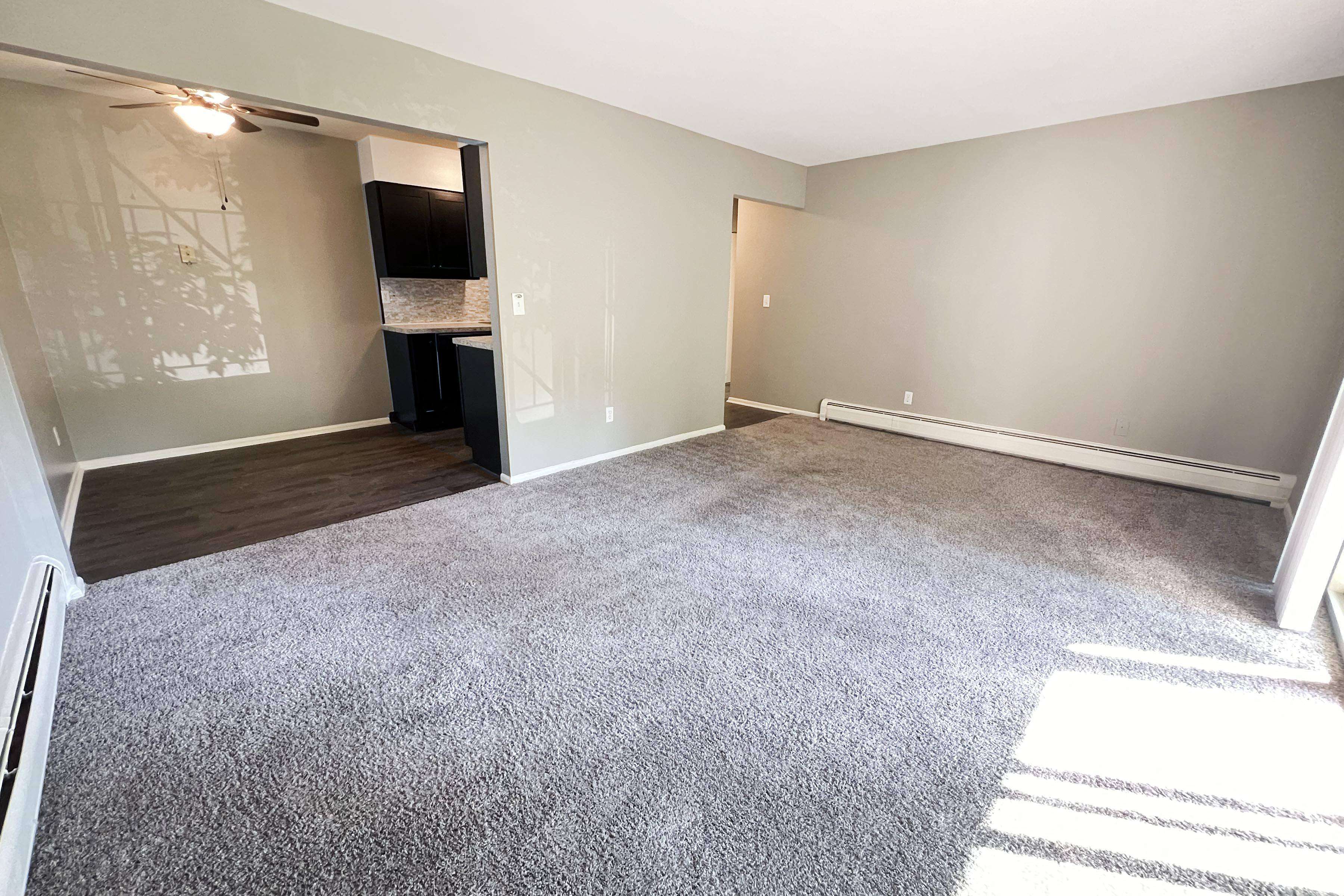 Crown Pointe Apartments Image 23