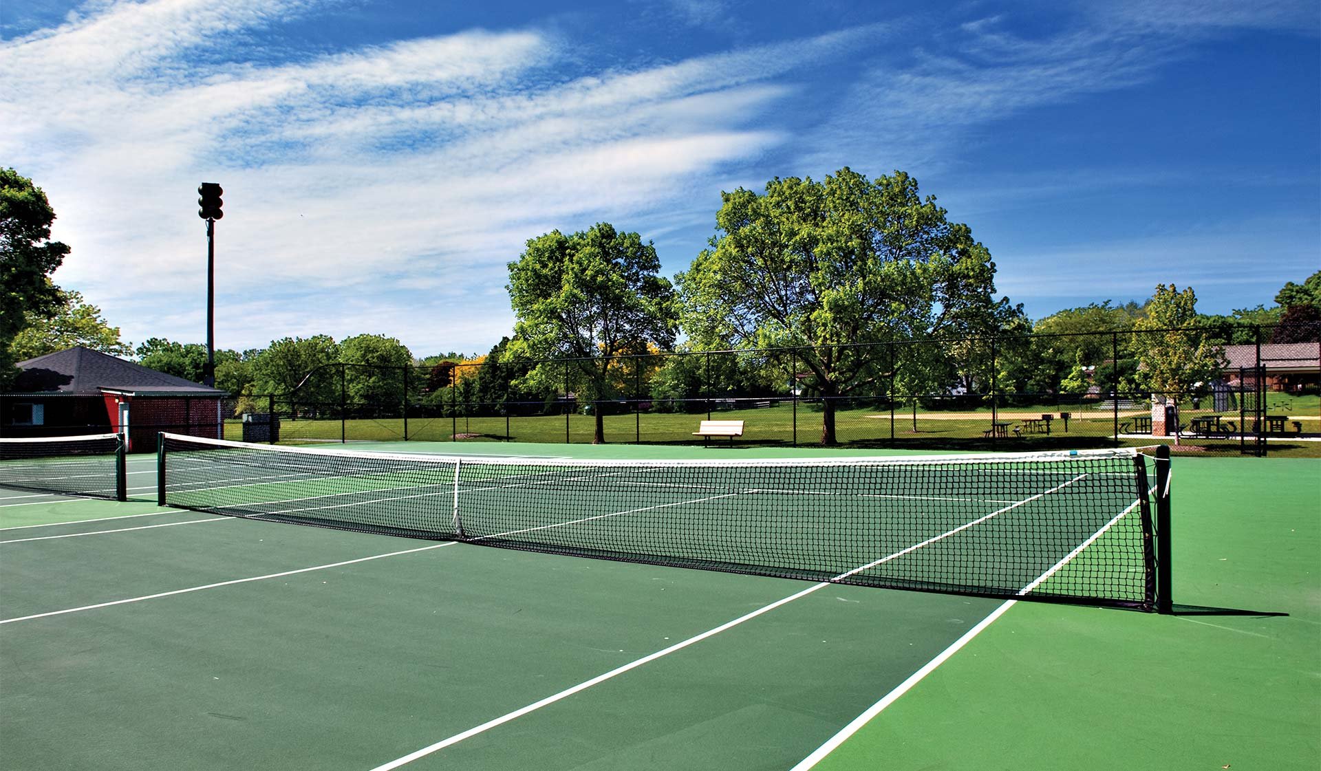 Convenient facilities for tennis, basketball and sand volleyball