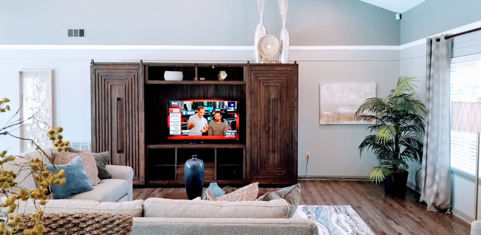 Lake in the Woods Image 16