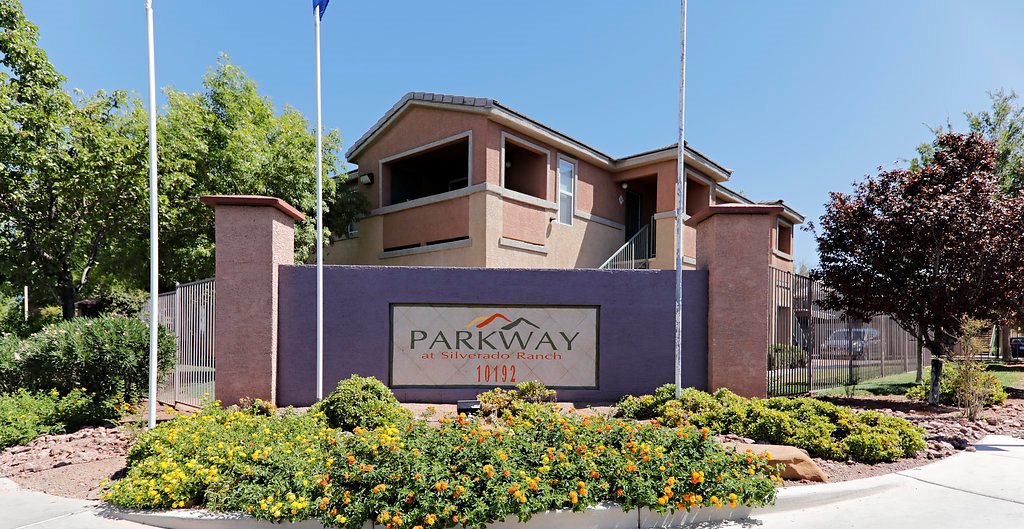 Parkway at Silverado Ranch Image 2