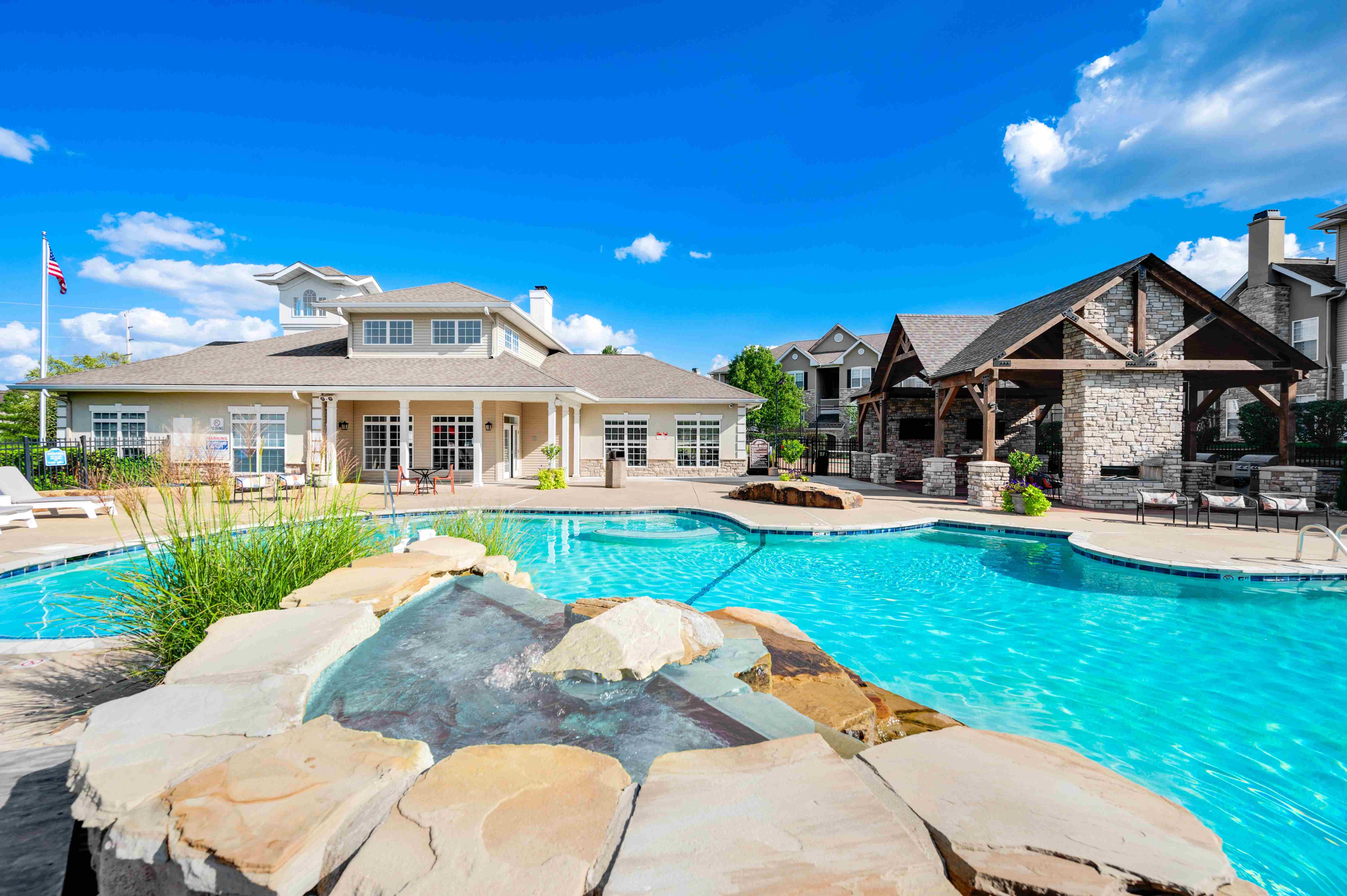 The Boulders at Katy Trail Image 28