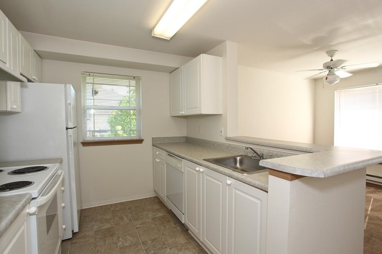 Apartments At Garden Villa Tacoma Apartmentsearch Com