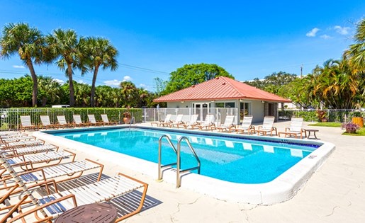 Costa Del Lago Image 2