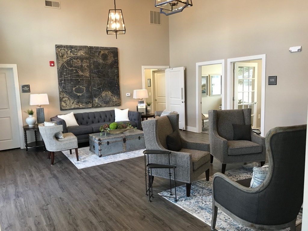 State Street Apartments Image 20