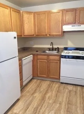 Spring Garden Apartments Image 2