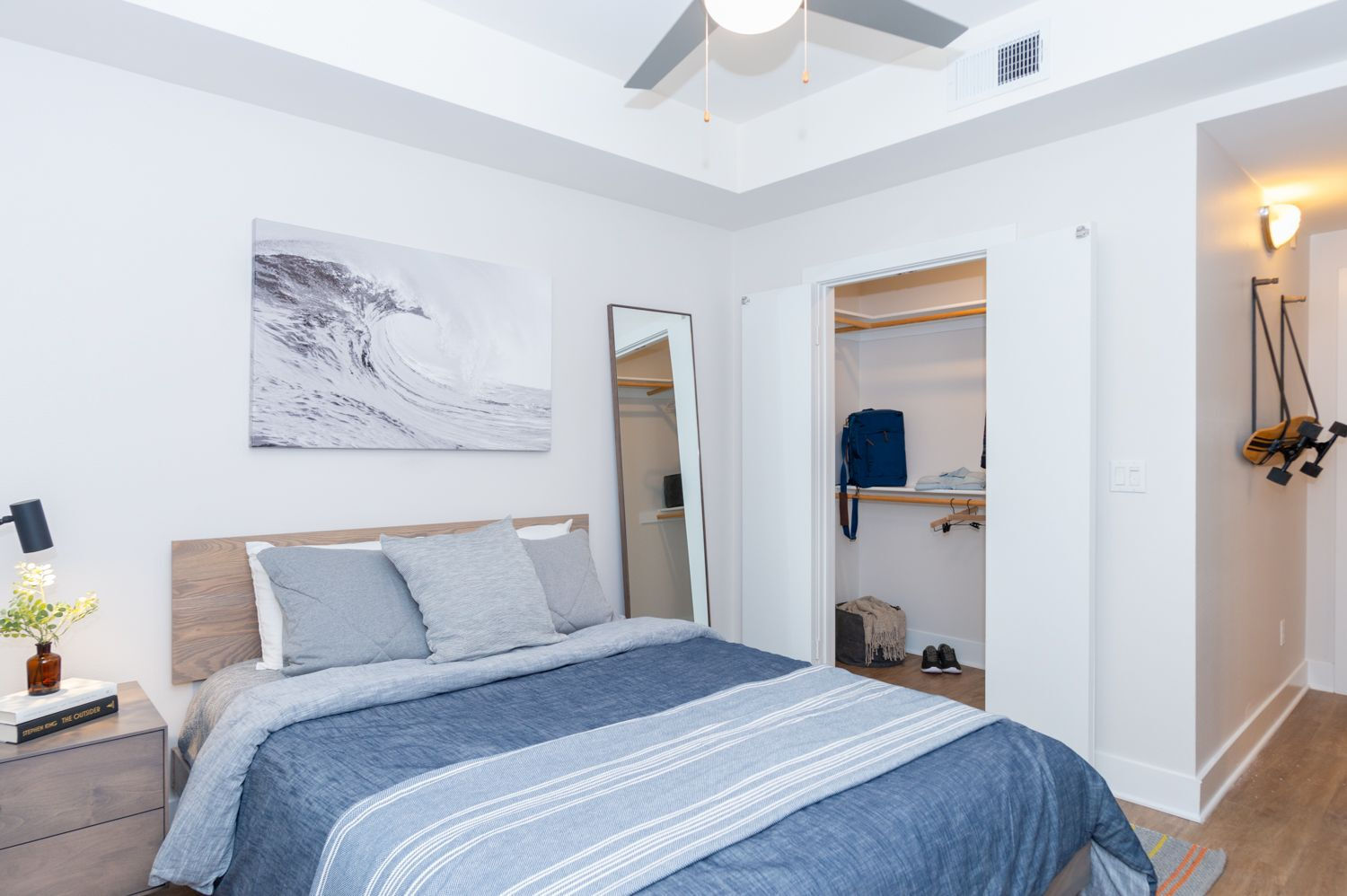 IMT Gallery 421 Image 9